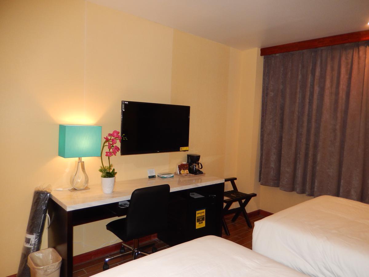 Quality Inn Near Sunset Park Nueva York Exterior foto